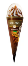 Ekselence ice cream with walnut flavor, walnuts and maple syrup in a waffle cone 220ml/110 g