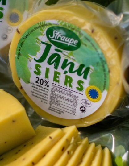 Straupe Jāņu cheese 250 g (approximately)